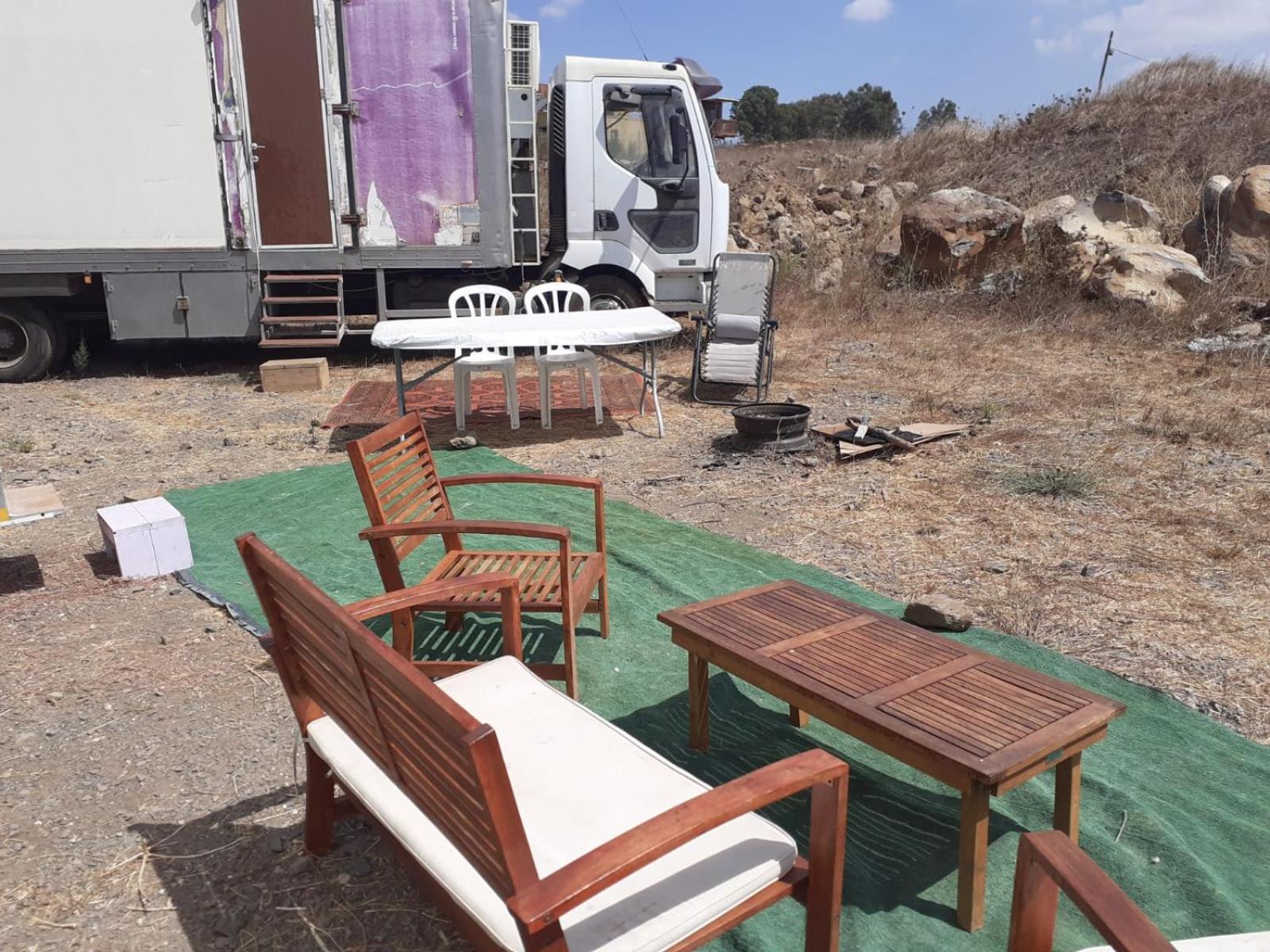 Luxury Caravan Truck In The Golan Heights Bruchim Qela' Alon Εξωτερικό φωτογραφία